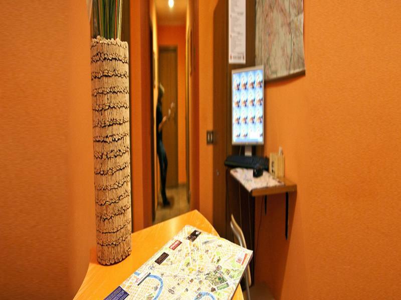 B&B Colosseum Rooms โรม ภายนอก รูปภาพ